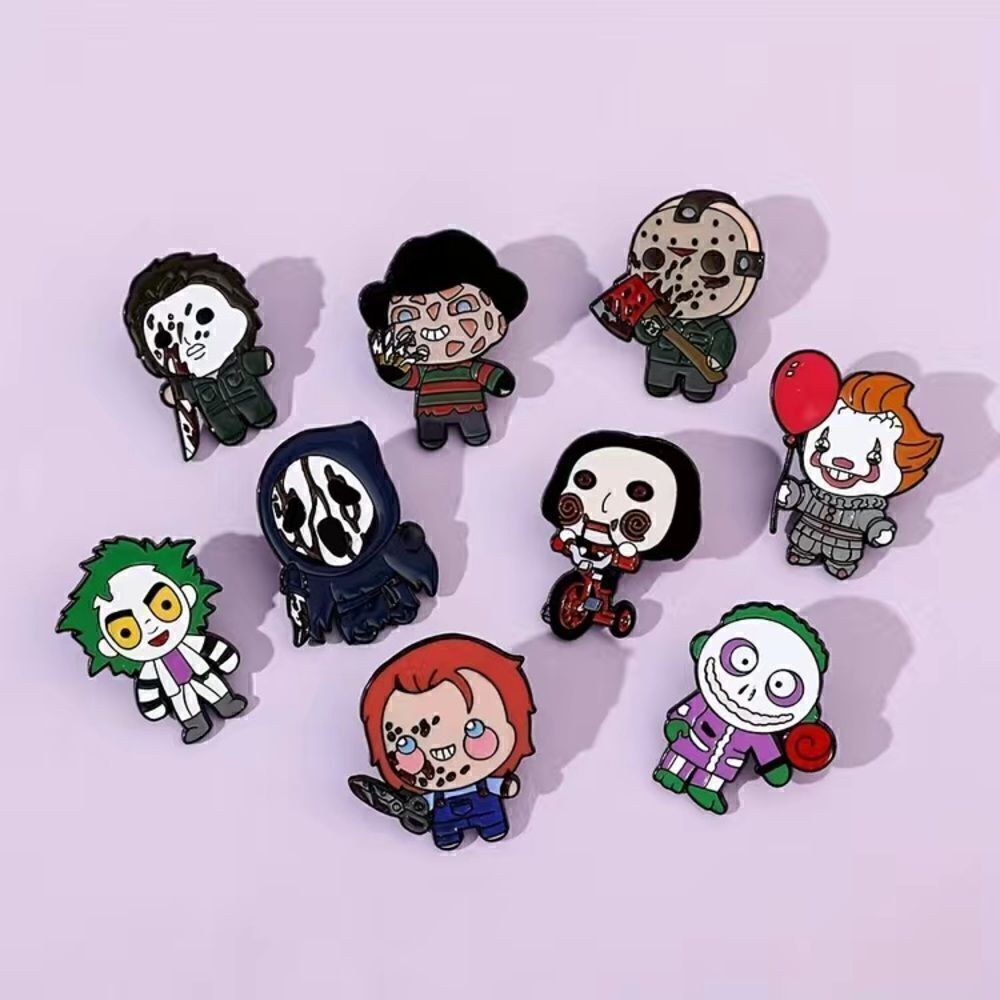 Jigsaw enamel pin  - Picture 3 of 3